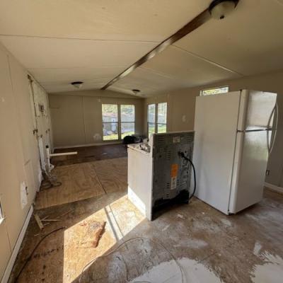 Photo 5 of 17 of home located at 151 English Lane Thomasville, GA 31792