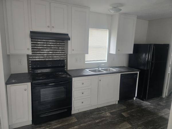 2021 22MHR16562BH21  Home