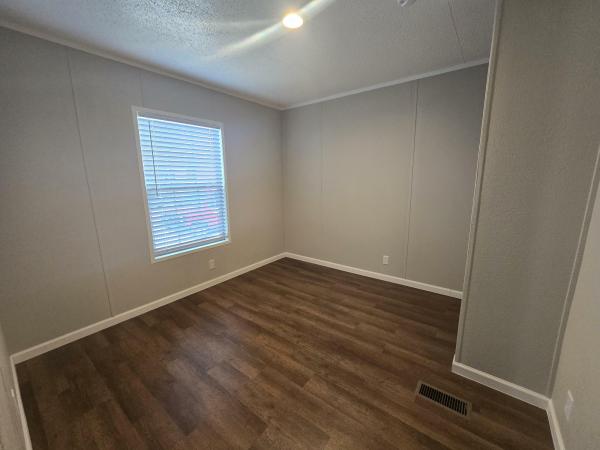 2023 LH166432F  Home