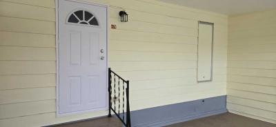 Photo 2 of 22 of home located at 15130 Timber Village Rd Lot 87 Groveland, FL 34736