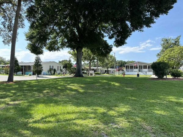 2022 CHAMPION Mobile Home