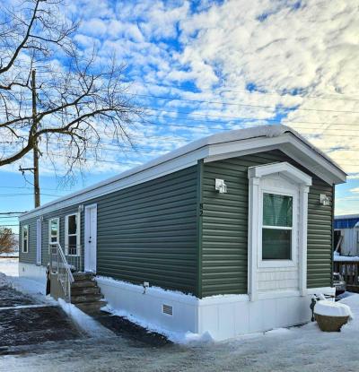 Mobile Home at 1330 Rand Road Lot 82 Des Plaines, IL 60016
