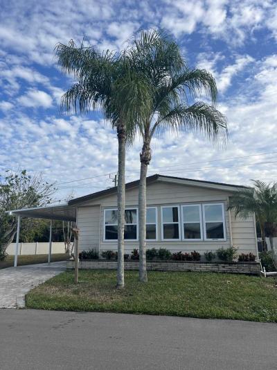 Mobile Home at 5700 Bayshore Rd, Lot 538 Palmetto, FL 34221