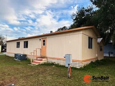 Photo 5 of 48 of home located at 4900 SE 102nd Place, Lot 134 Belleview, FL 34420