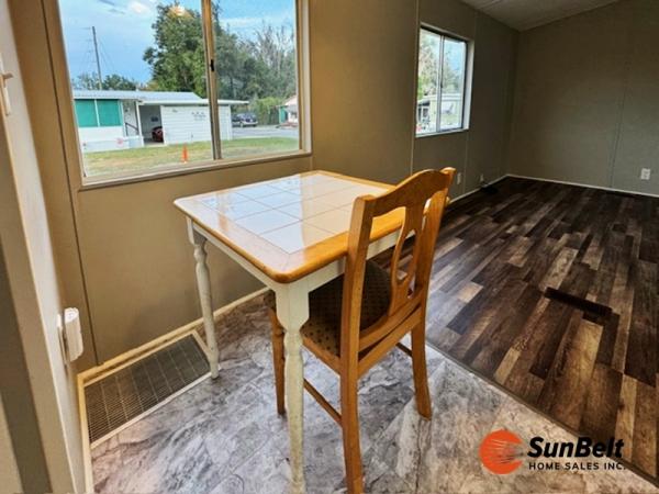 1985 SIES Mobile Home