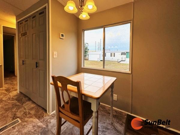 1985 SIES Mobile Home