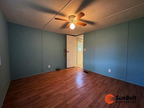 1985 SIES Mobile Home