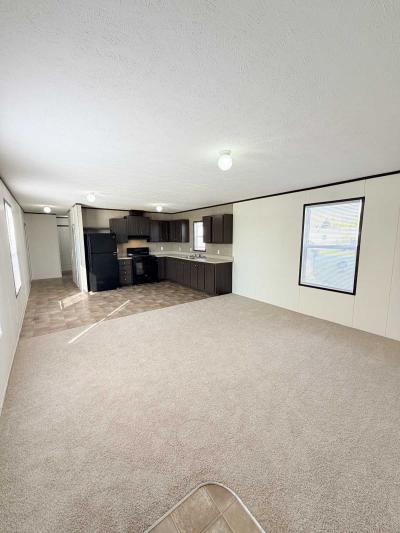 Photo 3 of 28 of home located at 4000 E 134th Street #N333 Chicago, IL 60633