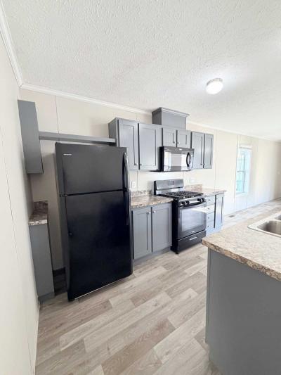 Photo 4 of 8 of home located at 4000 E 134th Street #N421 Chicago, IL 60633