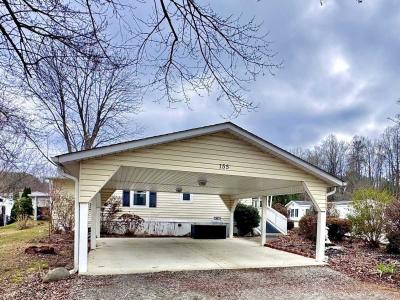 Photo 2 of 8 of home located at 155 Ariel Loop Hendersonville, NC 28792