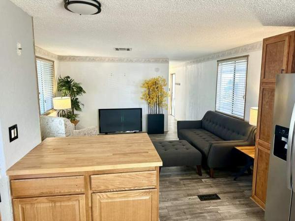 1987 Cavco Manufactured Home