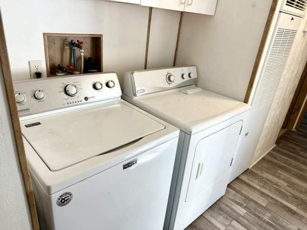 1987 Cavco Manufactured Home