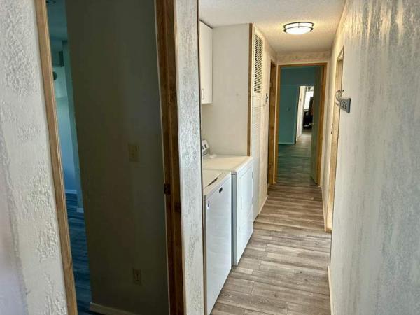 1987 Cavco Manufactured Home