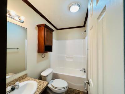 Photo 3 of 7 of home located at 4068 York Lane Jackson, MI 49201