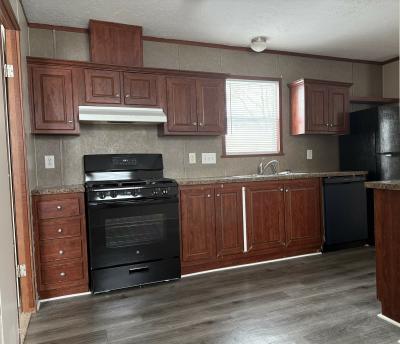 Photo 3 of 12 of home located at 309 Brookside Manor Goshen, IN 46526