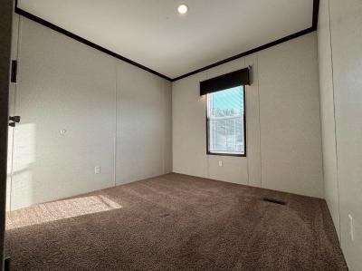 Photo 3 of 6 of home located at 178 Roxbury Park Goshen, IN 46526