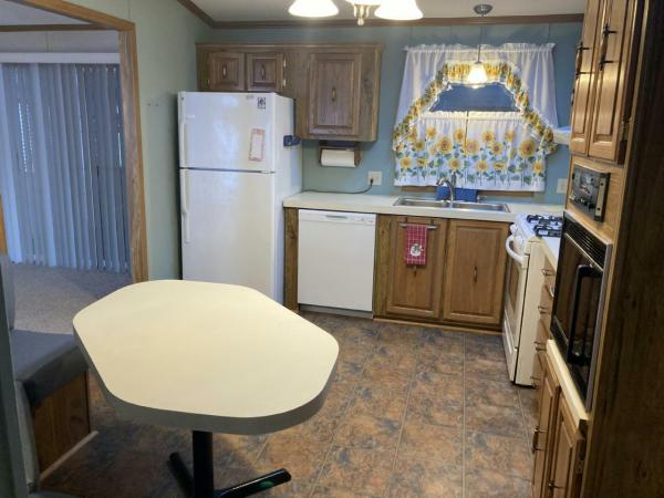 1989 Schult Cedar Knoll Manufactured Home