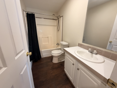 Photo 5 of 8 of home located at 13367 Winding Creek Drive Grand Haven, MI 49417