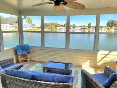 Photo 3 of 20 of home located at 41074 Bream Cir Zephyrhills, FL 33540