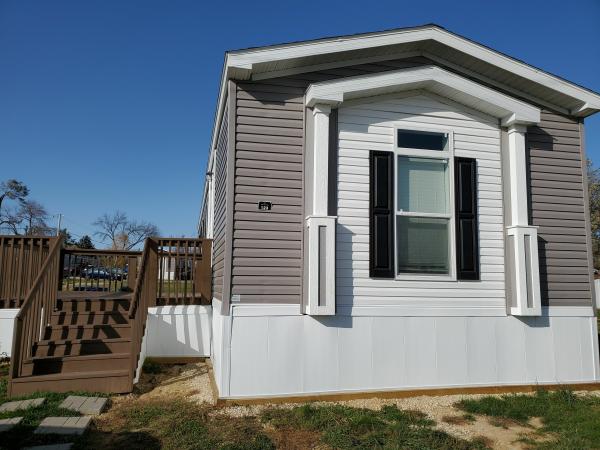 2020 Fairmont Homes Mobile Home For Rent