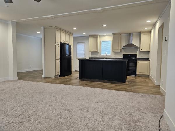 2023 Clayton 81TMP28604B Mobile Home