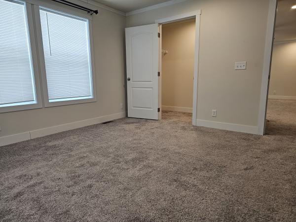 2023 Clayton 81TMP28604B Mobile Home