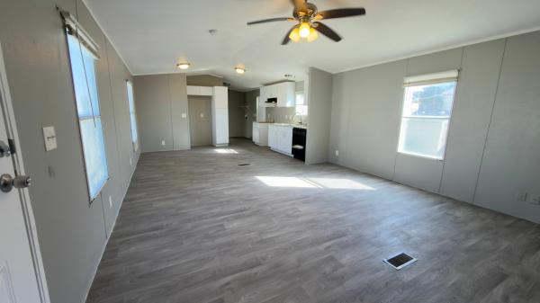 2004 Fleetwood Festival Mobile Home