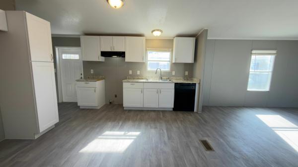 2004 Fleetwood Festival Mobile Home