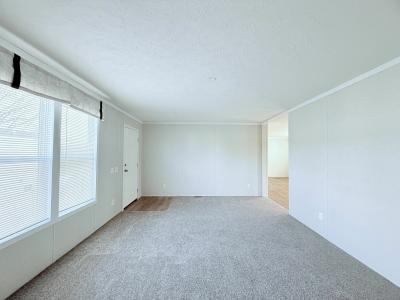 Photo 4 of 43 of home located at 29652 Cambridge Court #253 Chesterfield, MI 48051