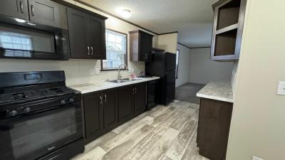 Mobile Home at 41831 Chalet Lot 12 Novi, MI 48377