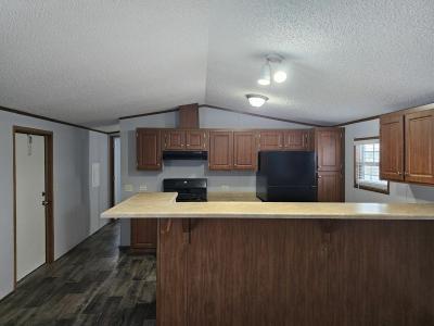 Mobile Home at 5860 South Robin Drive Lot 281 Saginaw, MI 48601
