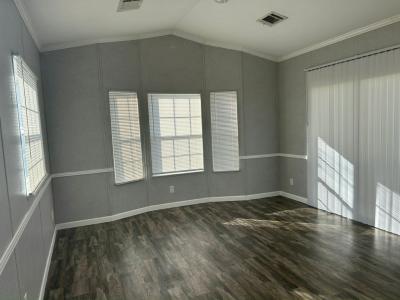 Photo 3 of 12 of home located at 6941 Macdonald Court, Lot 31 Zephyrhills, FL 33541