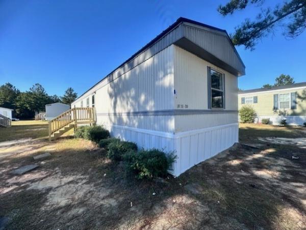1998  Mobile Home For Sale