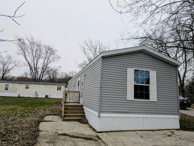 Mobile Home at 2441 W 250 S Lot 2 Warsaw, IN 46580