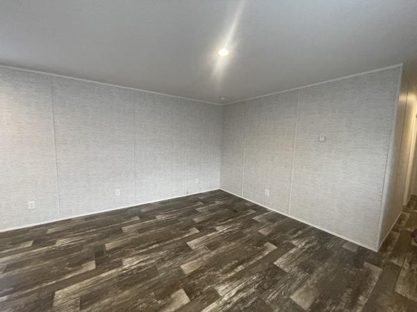 2022 1676210HRN  Home