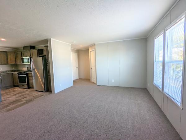 2022 Champion Redman Advantage II  Home