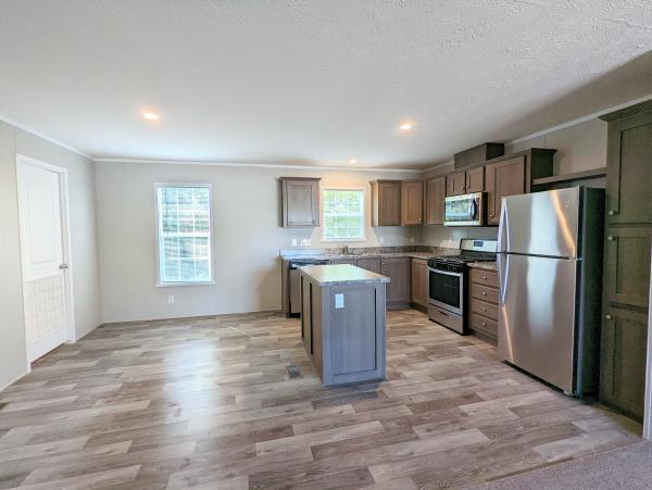 2022 Champion Redman Advantage II  Home