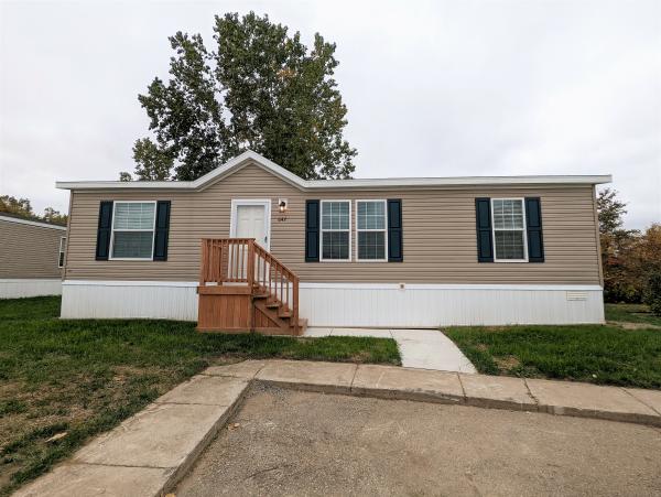 2022 Champion Redman Advantage II  Home