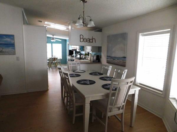 1995 Jacobsen Manufactured Home