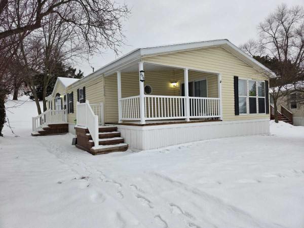 2000 Fleetwood Mobile Home For Sale