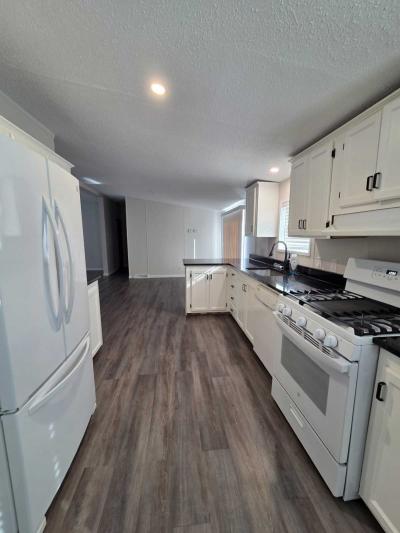 Photo 4 of 14 of home located at 2336 Hall Ln Wixom, MI 48393