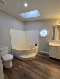 2000 Fleetwood Manufactured Home