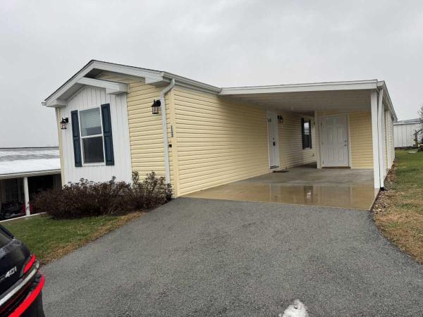 2022 Commodore Mobile Home For Sale