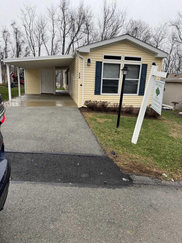 2022  Mobile Home For Sale