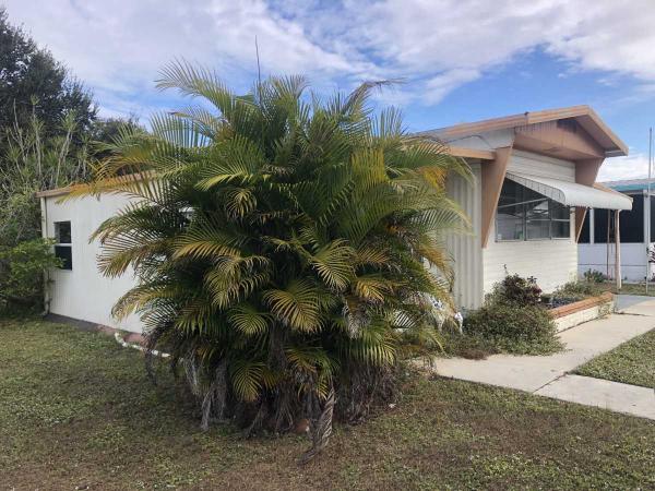 1968 2BR/1BA Mobile Home