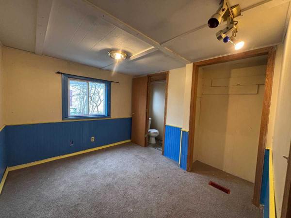 1979 Windsor Manufactured Home