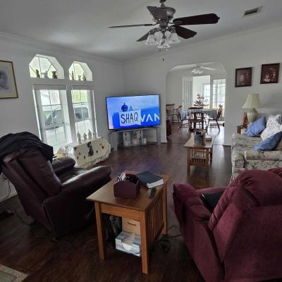 Photo 3 of 8 of home located at 504 Town & Country Blvd Sebring, FL 33870