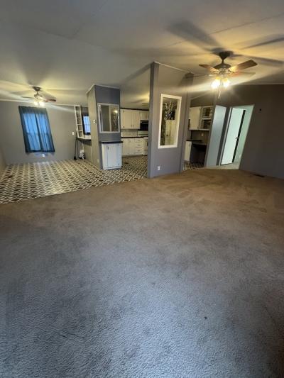 Mobile Home at 25121 S Aztec Circle Flat Rock, MI 48134