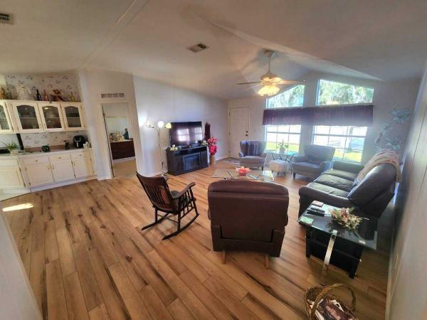 2001 oaks hs Manufactured Home