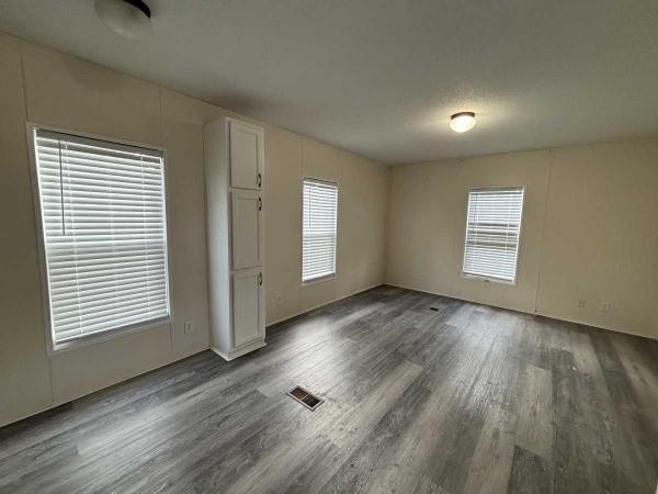 2017 Live Oak Mobile Home